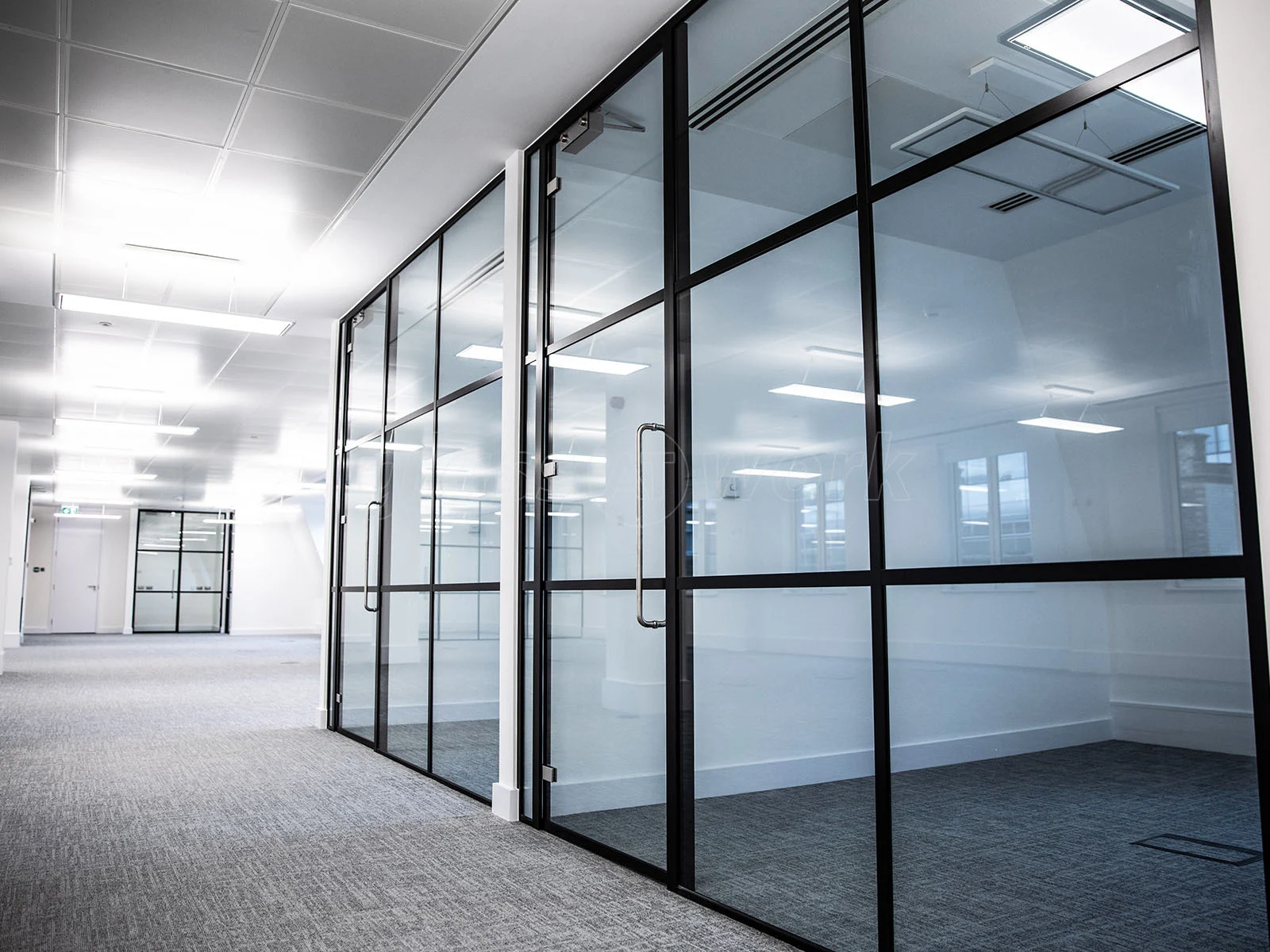 Transparent Transformation: The Power of Glass Partitions in Modern Spaces